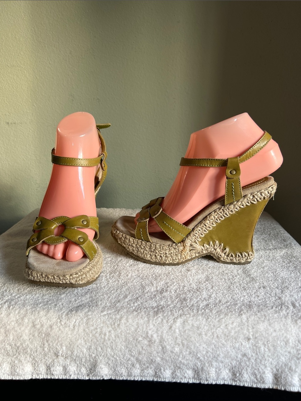 Olive Green Leather Espadrille Wedge Sandals Size 7